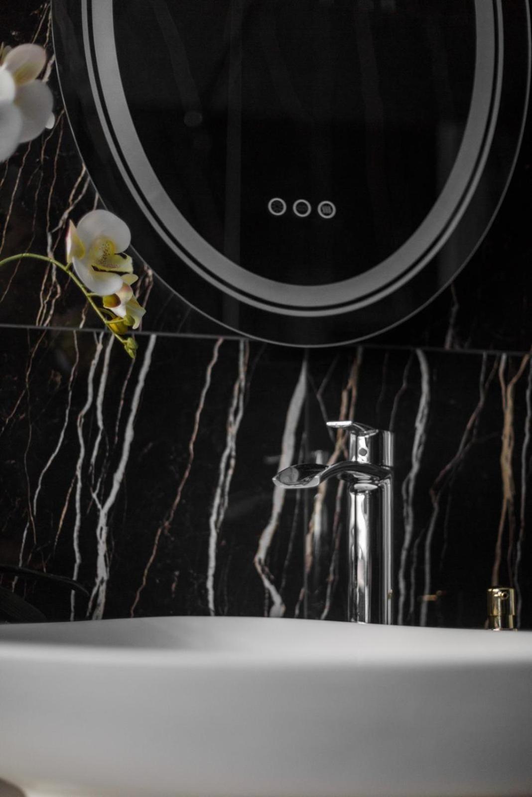 Room& Breakfast Martin'S Luxury 볼로냐 외부 사진